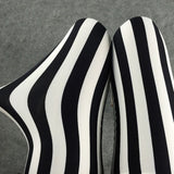 Black and White Vertical Striped Printed Leggings